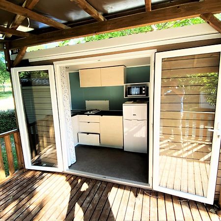 Les Bastides De Chanteraine Bungalows, Lodges & Spa Aiguines Esterno foto