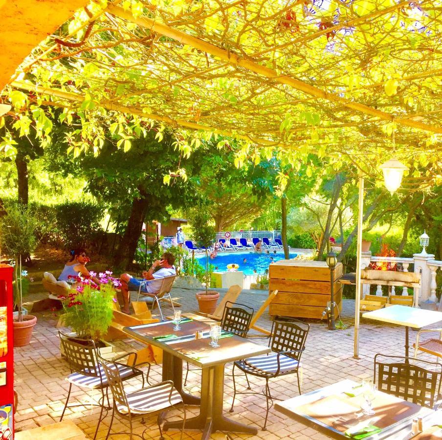 Les Bastides De Chanteraine Bungalows, Lodges & Spa Aiguines Esterno foto