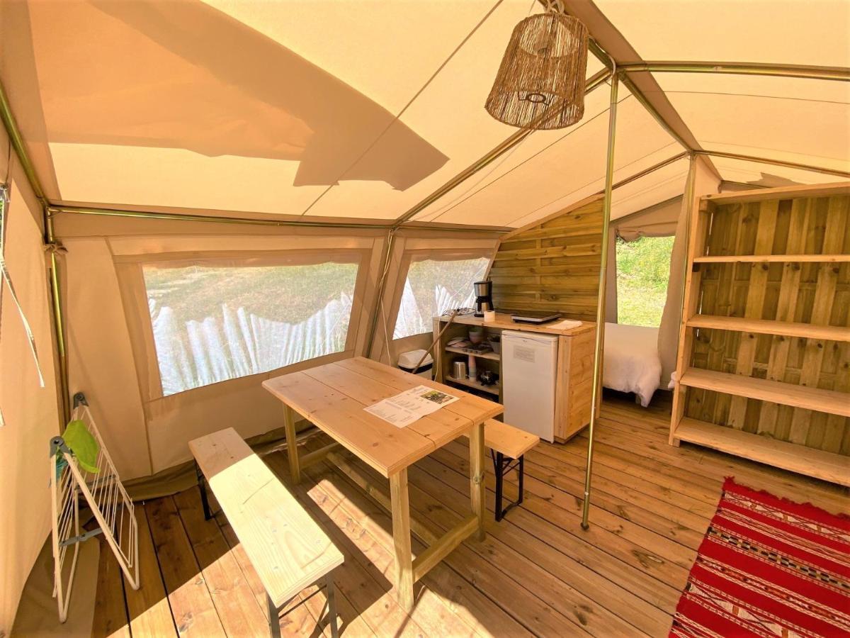 Les Bastides De Chanteraine Bungalows, Lodges & Spa Aiguines Esterno foto