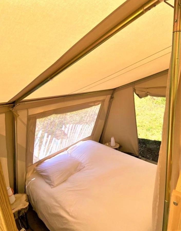 Les Bastides De Chanteraine Bungalows, Lodges & Spa Aiguines Esterno foto