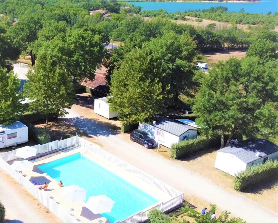 Les Bastides De Chanteraine Bungalows, Lodges & Spa Aiguines Esterno foto