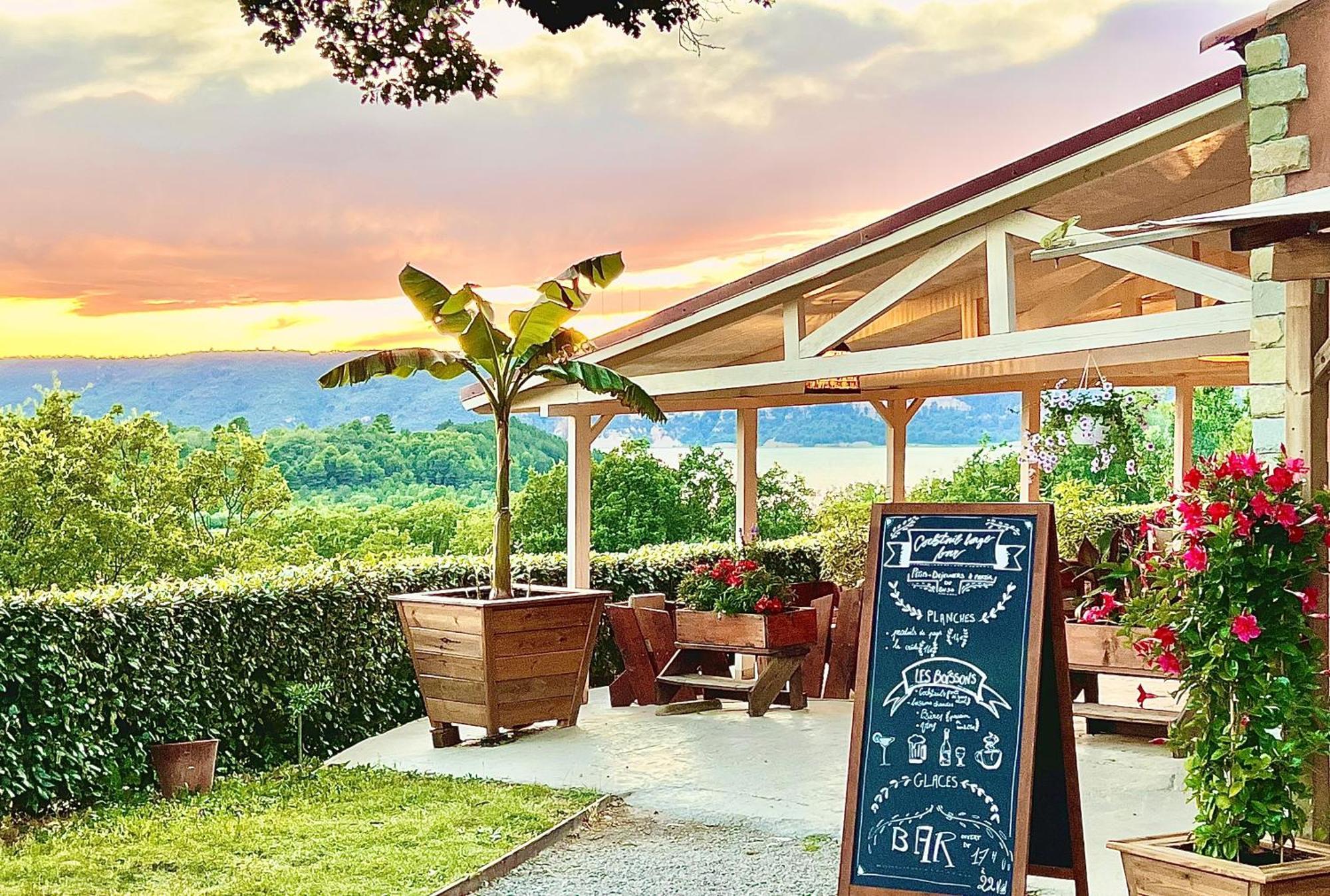 Les Bastides De Chanteraine Bungalows, Lodges & Spa Aiguines Esterno foto
