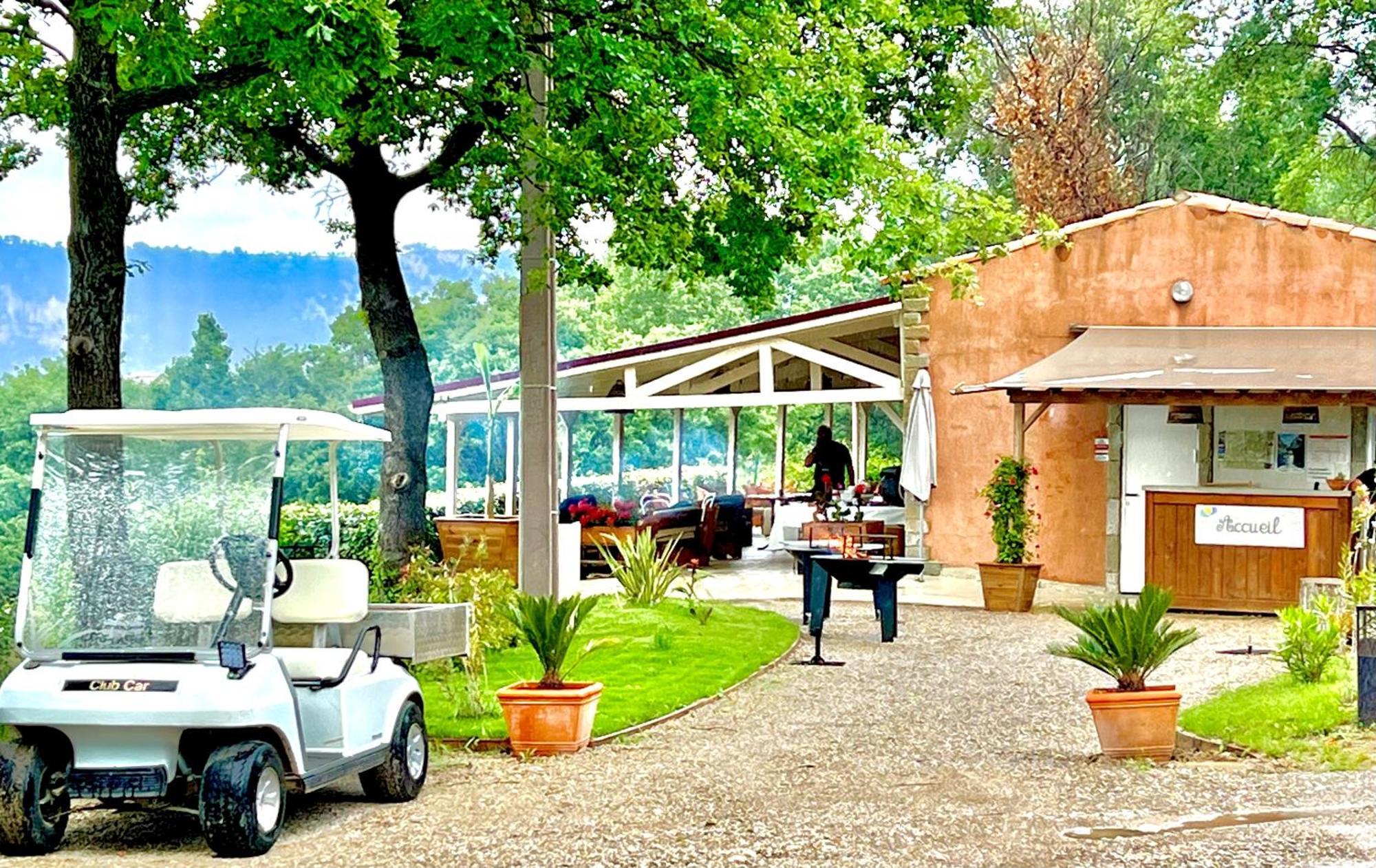 Les Bastides De Chanteraine Bungalows, Lodges & Spa Aiguines Esterno foto